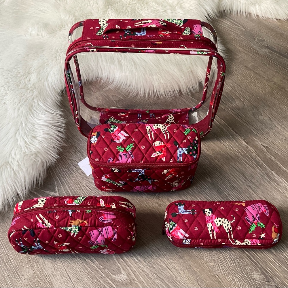 🐾 VERA BRADLEY Holiday Hounds 4 Piece Cosmetic Set